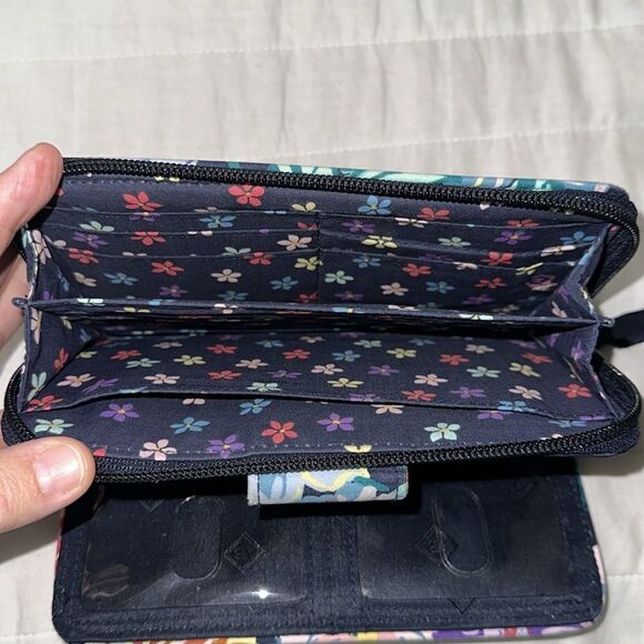 Vera Bradley Happy Bloom RFID Large Turlock Wallet - Picture 6 of 7
